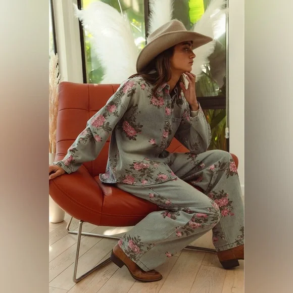 Denim floral rose elastic waist wide leg flare denim jeans pants - Picture 7 of 8